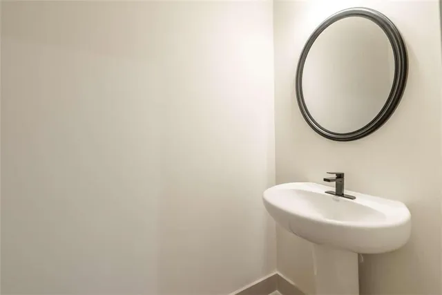 $447,500 | 205 Squirrel Run, Good Hope, GA 30641