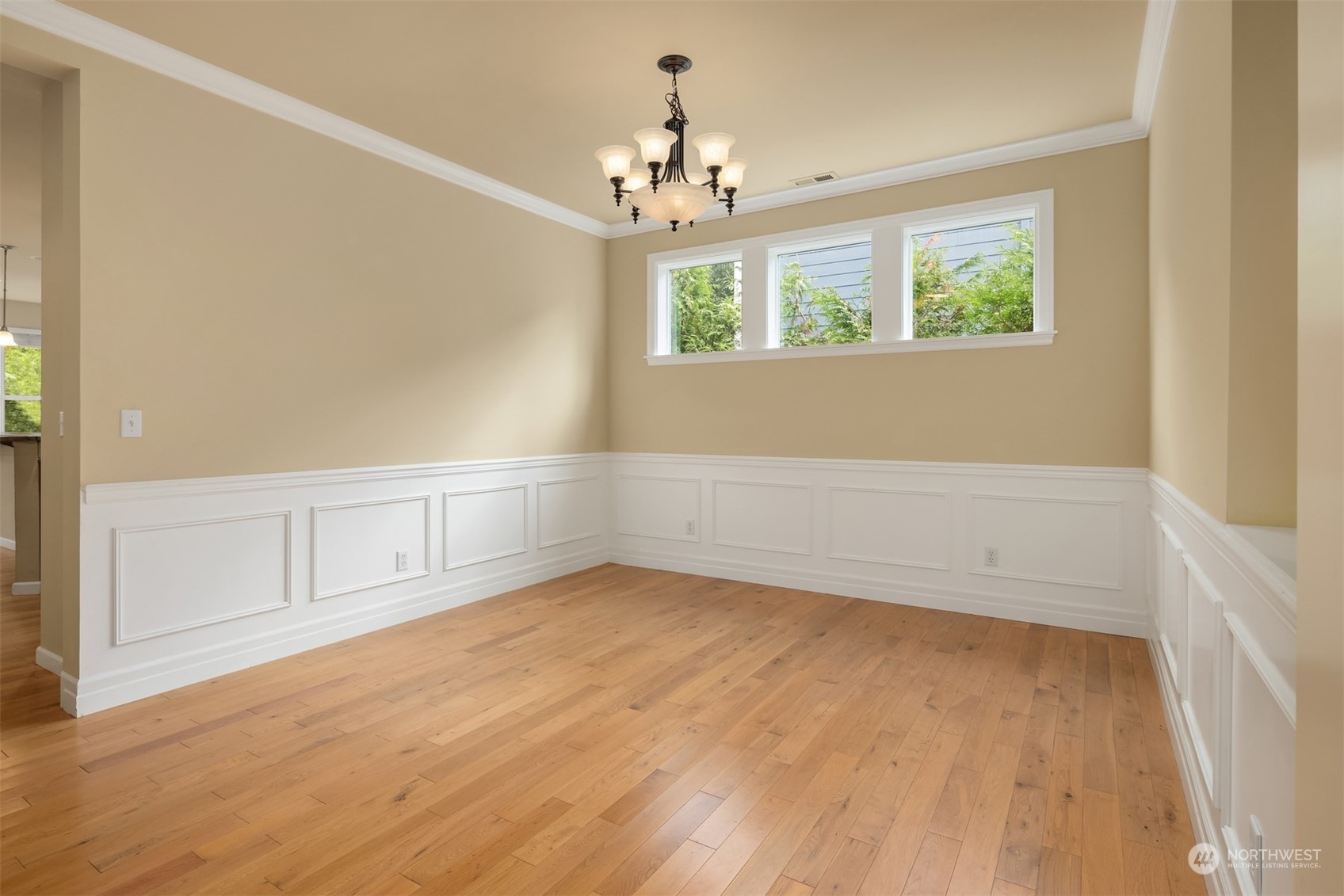 4686 Rutherford Circle Southwest Port Orchard, WA 98367 - Photo 9 of 40 Gallery Image 9