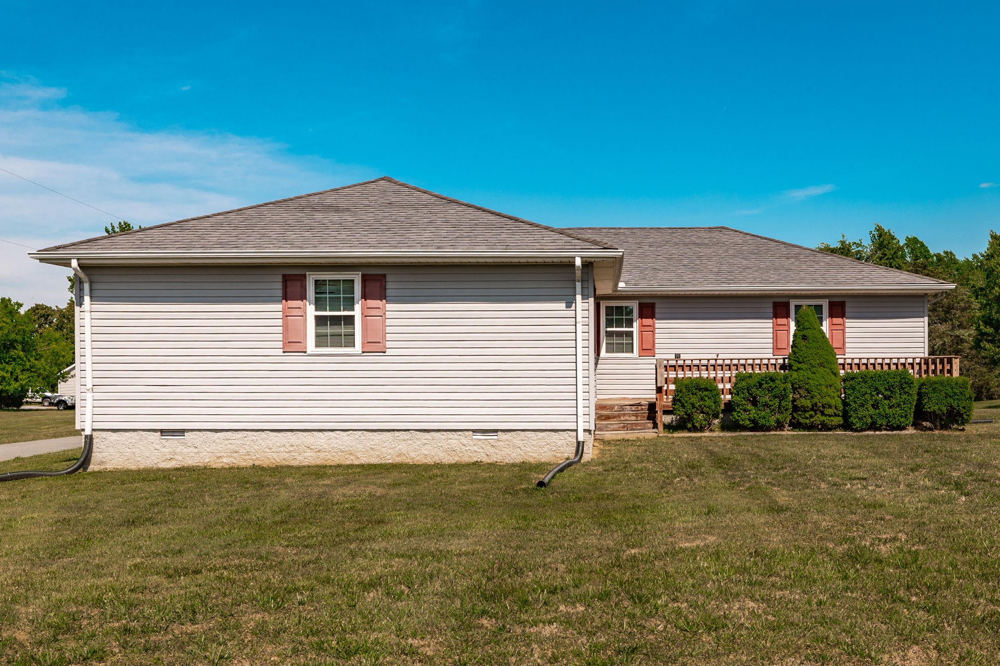 1212 Mt Vernon Road Bethpage, TN 37022 - Photo 3 of 48