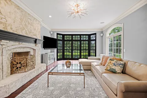 $2,295,000 | 1110 Fox Glen Drive, St. Charles, IL 60174