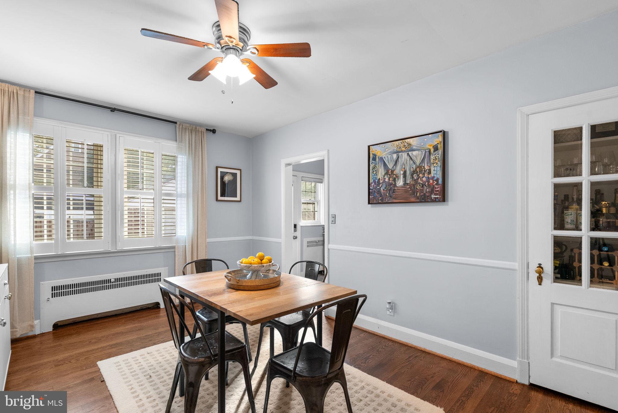 229 Murdock Road Baltimore, MD 21212 - Photo 11 of 39 Main level; dining area w/ ceiling fan.