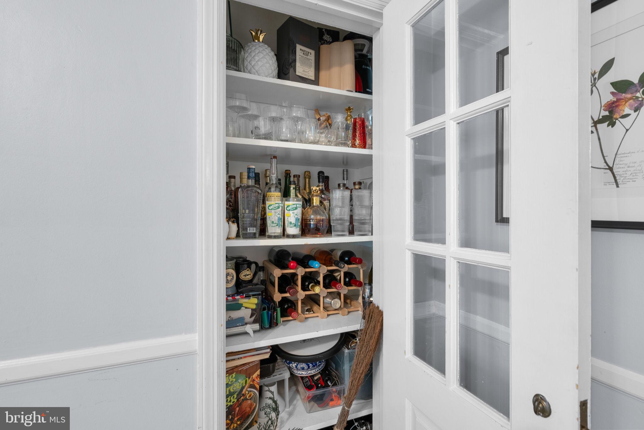 229 Murdock Road Baltimore, MD 21212 - Photo 12 of 39 Main level; built-in beverage storage.