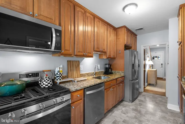 $439,000 | 229 Murdock Road, Baltimore, MD 21212