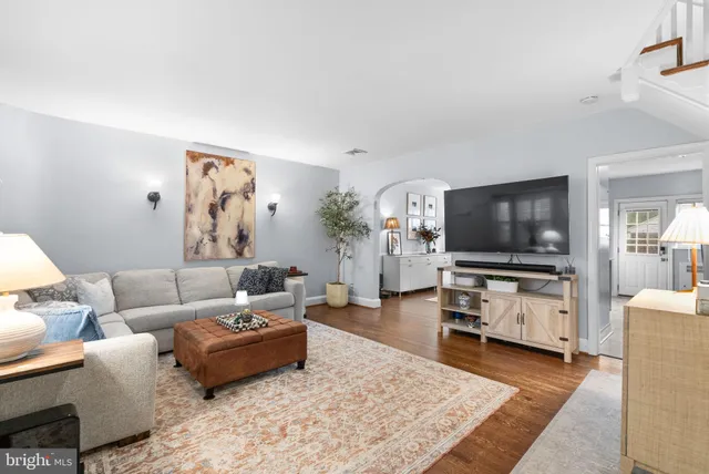 $439,000 | 229 Murdock Road, Baltimore, MD 21212