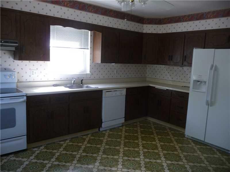 5250 West Windhaven Road Pittsburgh, PA 15205 - Photo 3 of 21 Kitchen.