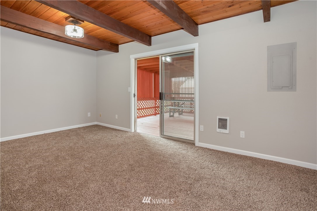 2925 Field Street Longview, WA 98632 - Photo 12 of 24 Gallery Image 12