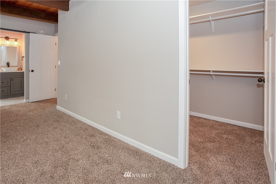 2925 Field Street Longview, WA 98632 - Photo 15 of 24 Gallery Image 15