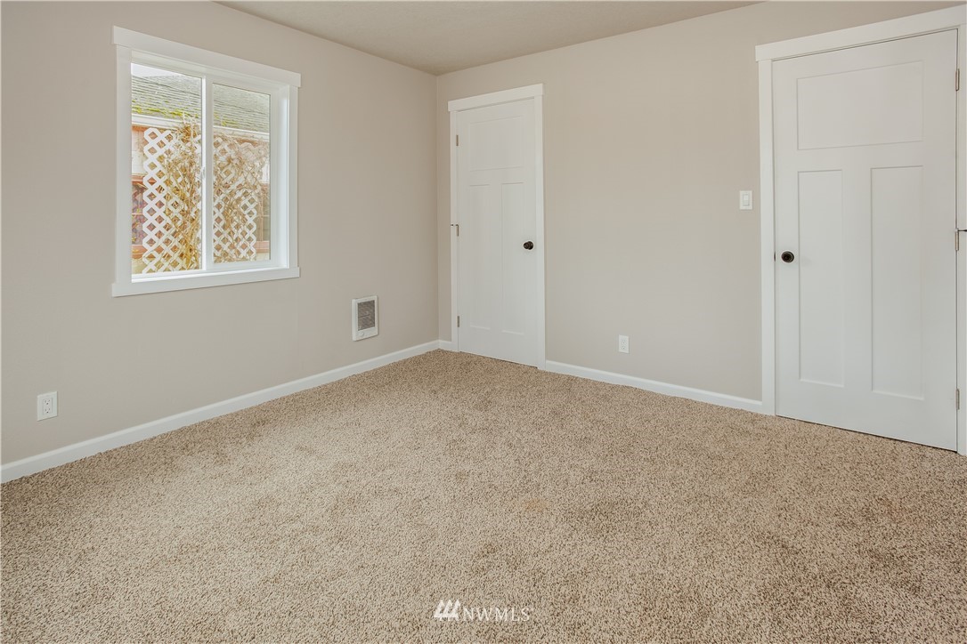 2925 Field Street Longview, WA 98632 - Photo 20 of 24 Gallery Image 20