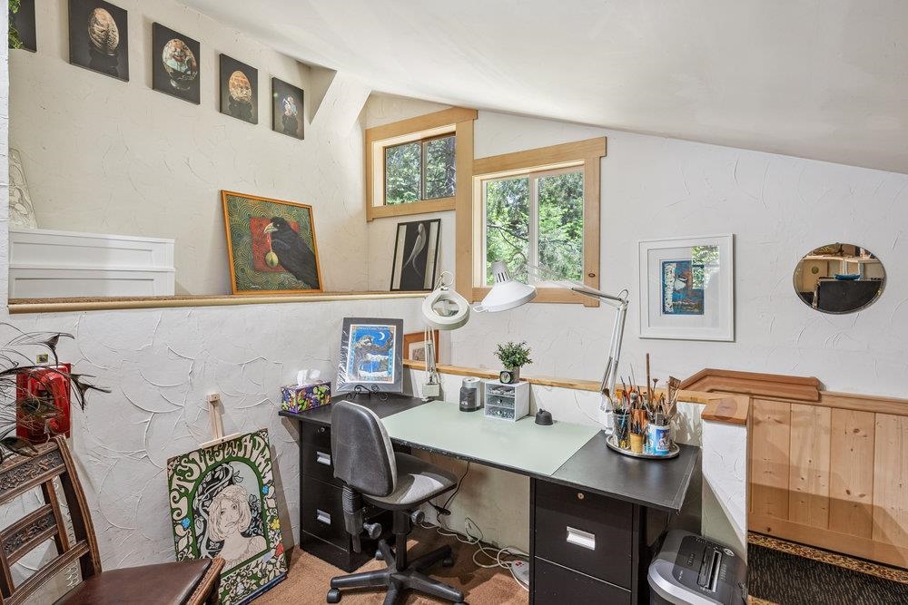 12115 Pine Forest Road Truckee, CA 96161 - Photo 22 of 28 Gallery Image 22