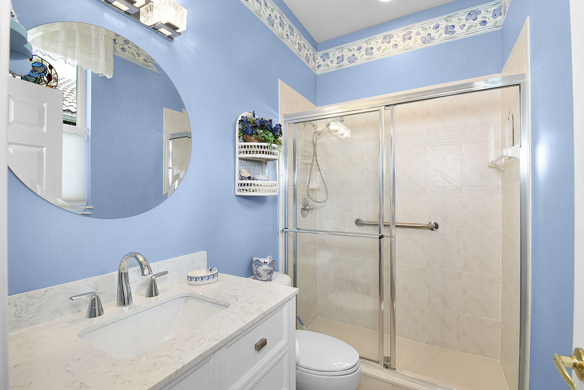 8820 First Tee Road Port St. Lucie, FL 34986 - Photo 52 of 69 Guest Bathroom