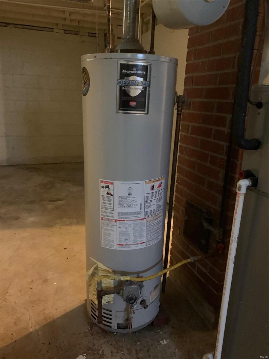 1611 East B Street Belleville, IL 62221 - Photo 13 of 23