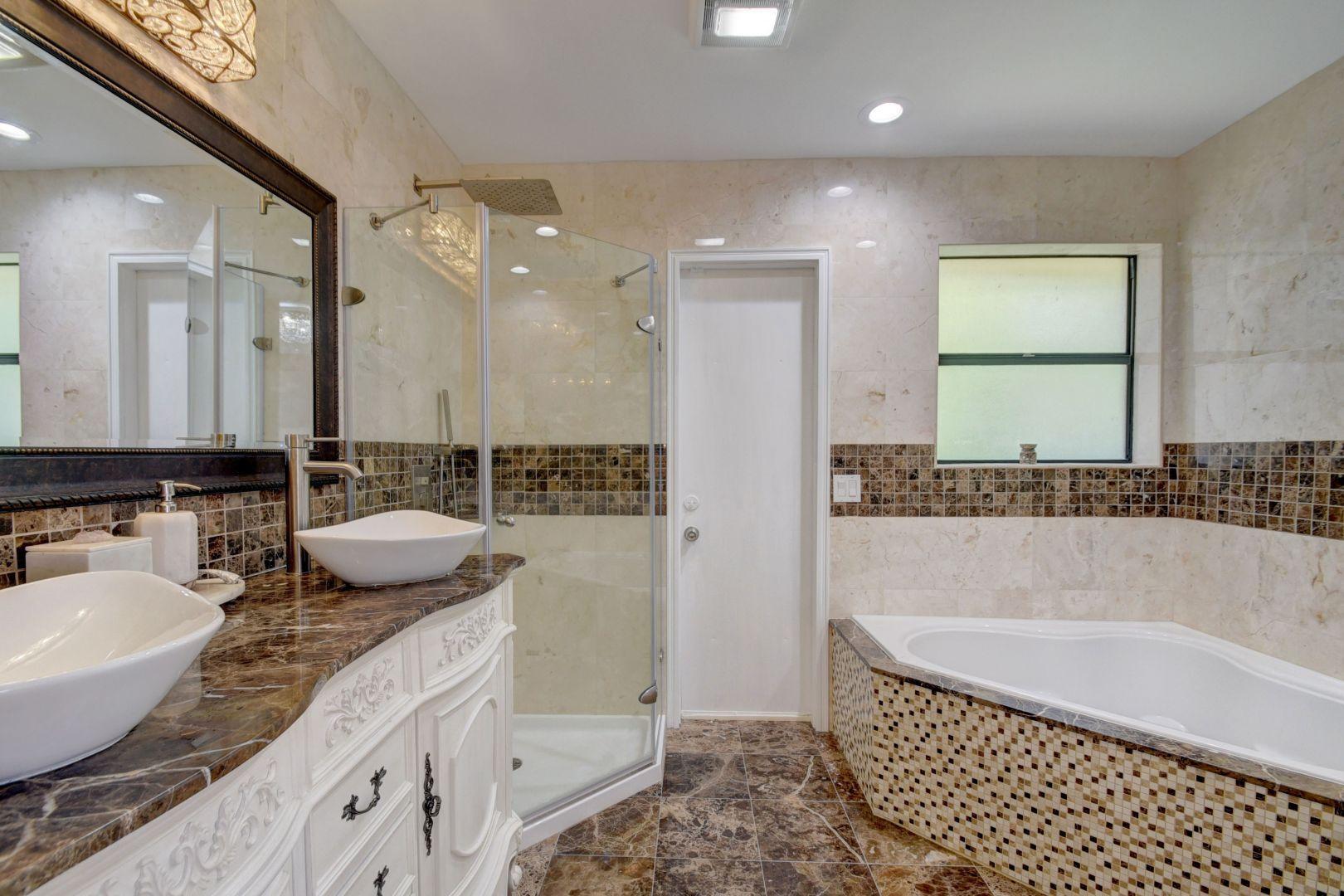 2716 Northwest 37th Street Boca Raton, FL 33434 - Photo 11 of 20 40_dsc_0329_30_31_32_33