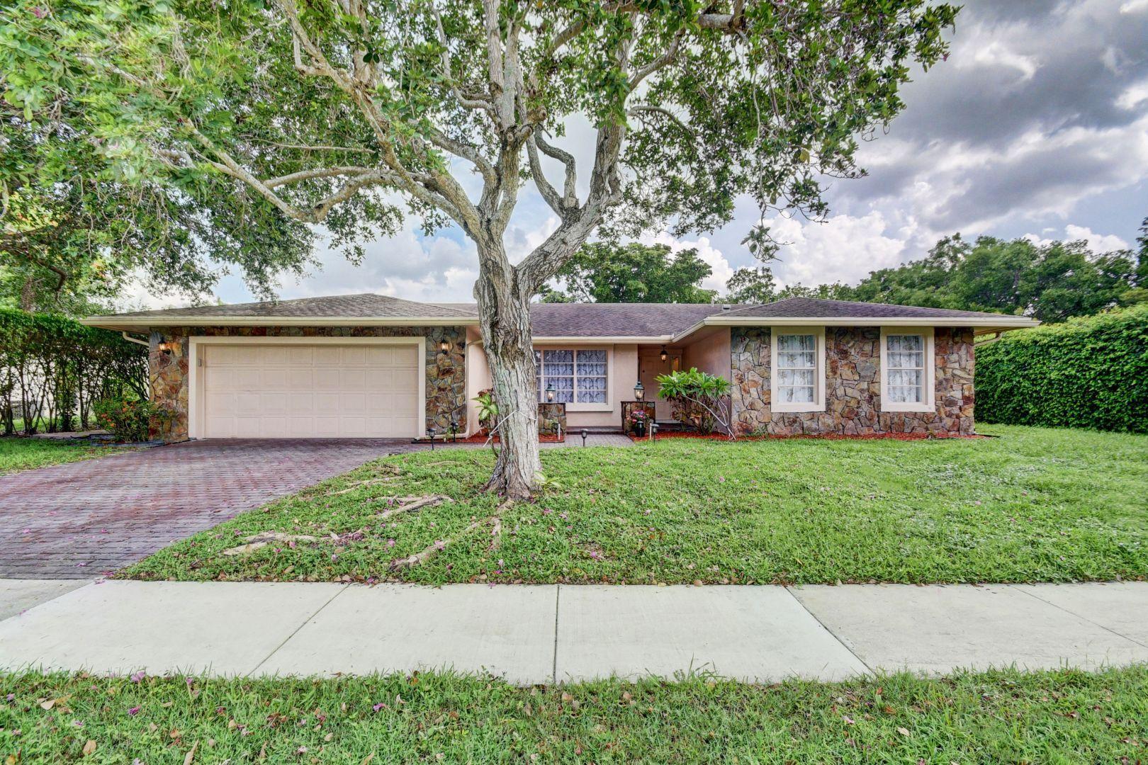 2716 Northwest 37th Street Boca Raton, FL 33434 - Photo 20 of 20 01_dsc_9658_59_60_61_62