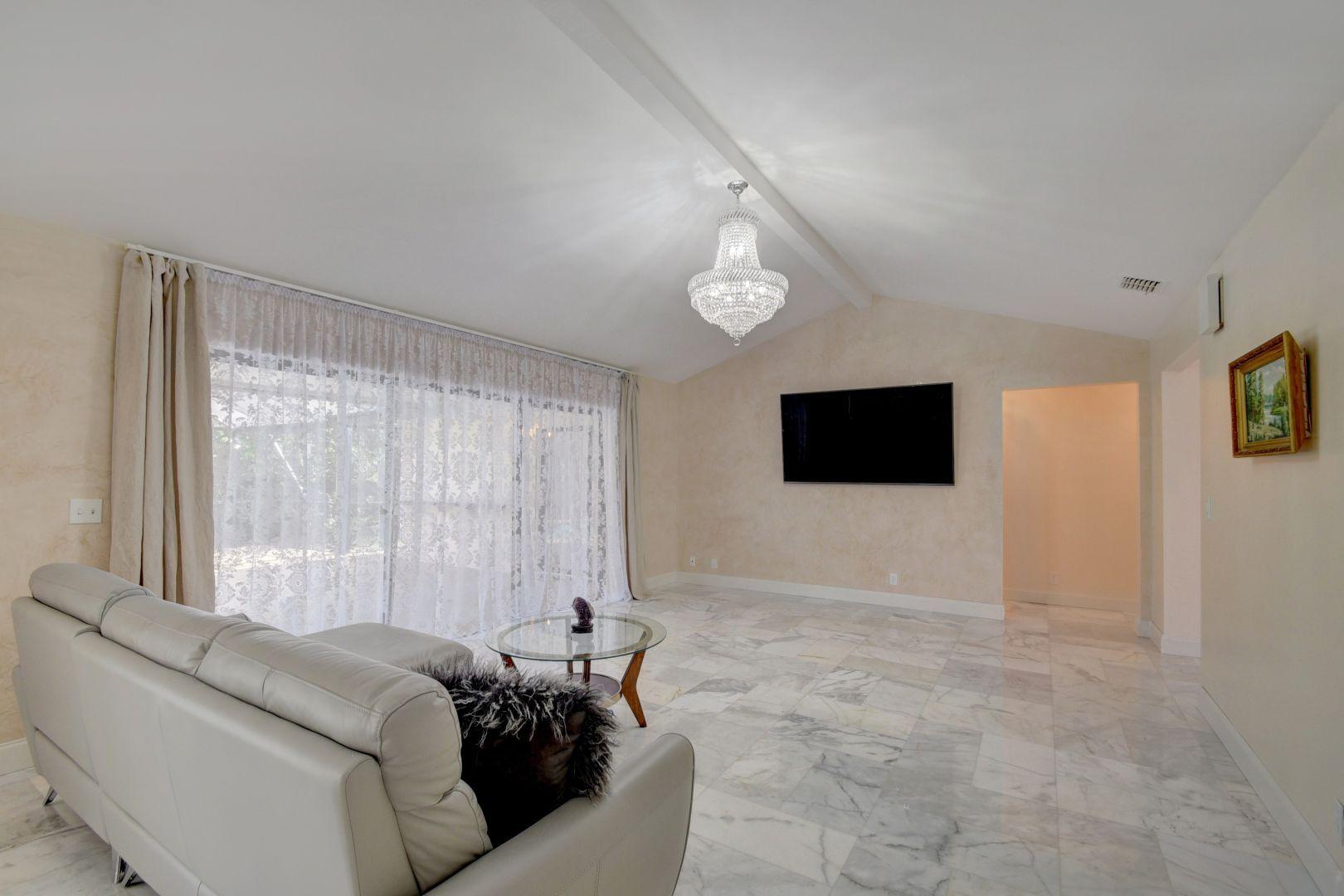 2716 Northwest 37th Street Boca Raton, FL 33434 - Photo 6 of 20 19_dsc_9978_79_80_81_82