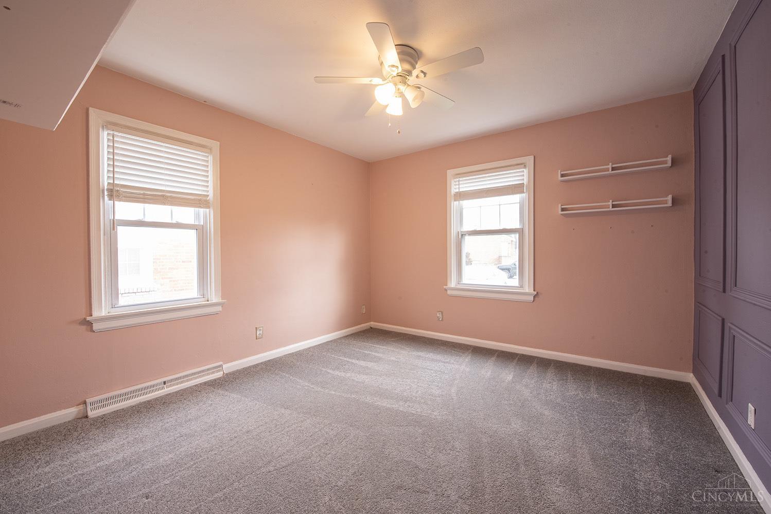 324 Cameron Road Springdale, OH 45246 - Photo 17 of 33