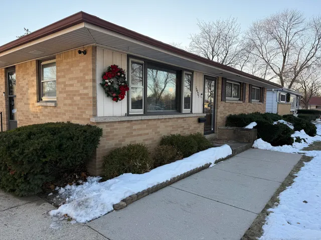 $259,900 | 10525 West Rae Avenue, Milwaukee, WI 53225