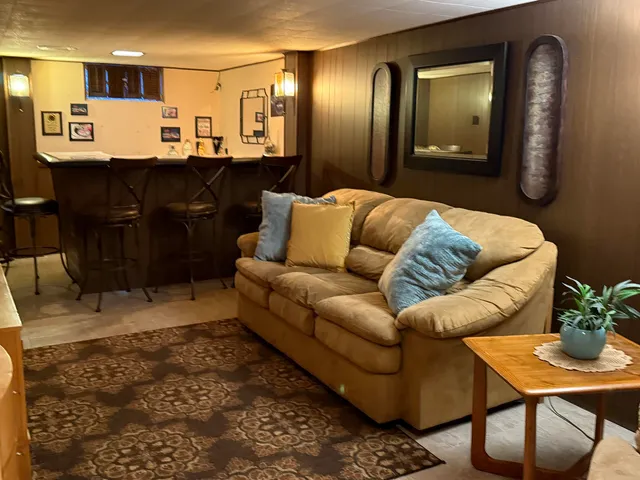 $259,900 | 10525 West Rae Avenue, Milwaukee, WI 53225