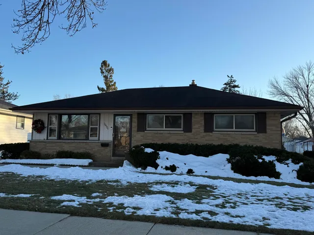 $259,900 | 10525 West Rae Avenue, Milwaukee, WI 53225
