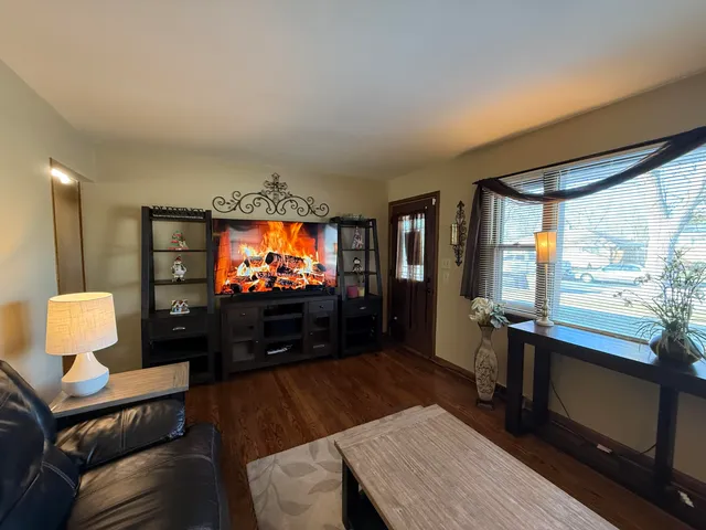 $259,900 | 10525 West Rae Avenue, Milwaukee, WI 53225