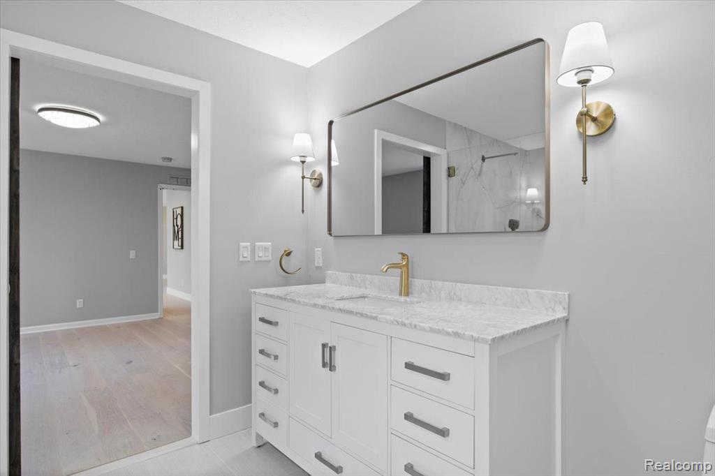 9220 Oak Grove Road Howell, MI 48855 - Photo 16 of 39