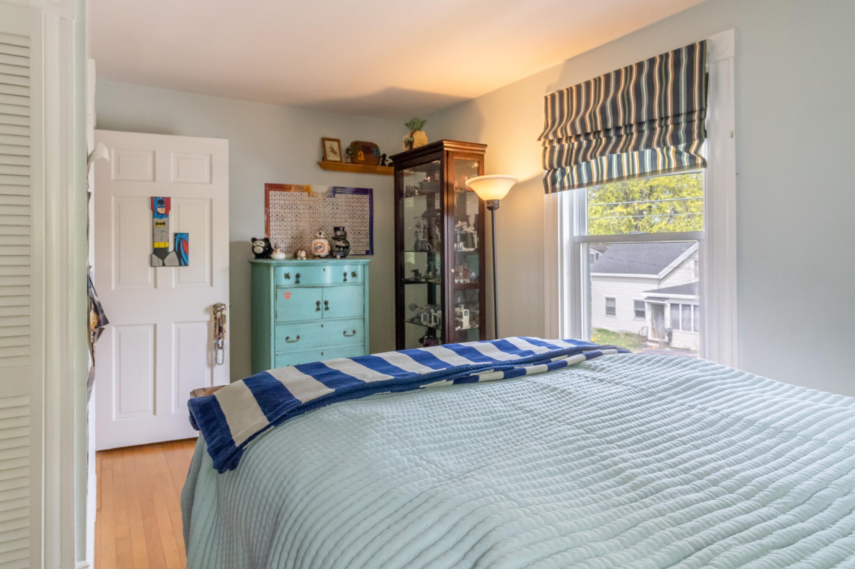 14 Boutelle Road Bangor, ME 04401 - Photo 33 of 42 14 Boutelle Rd Interiors-19