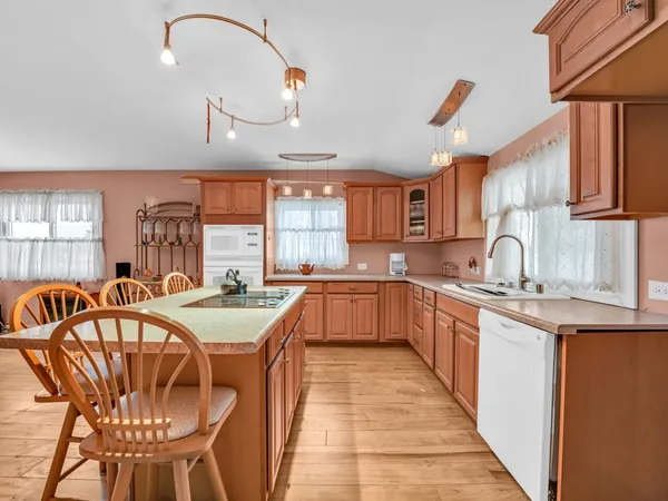 $799,900 | 14108 58th Road, Sturtevant, WI 53177