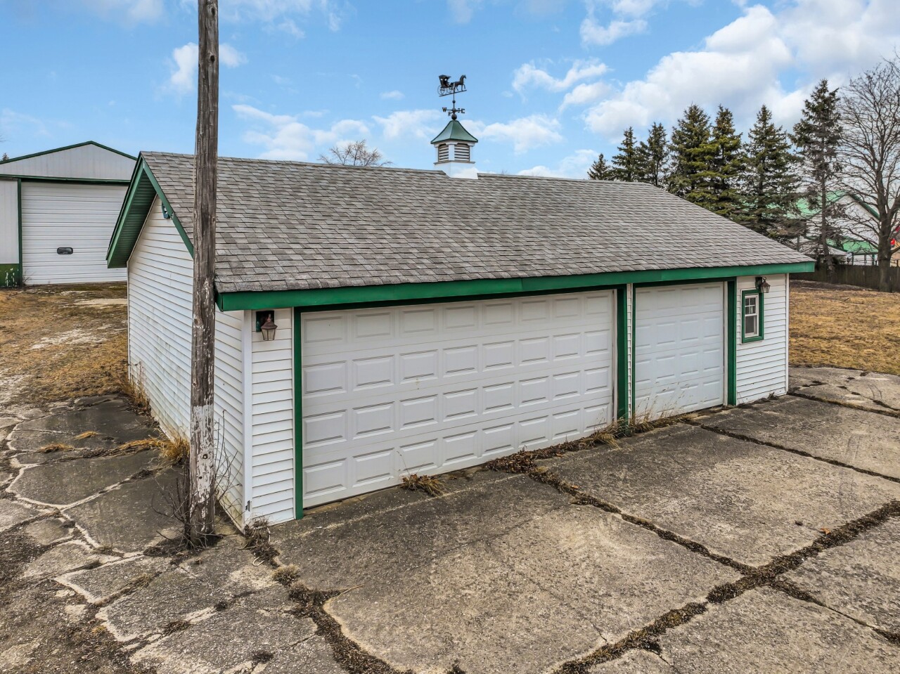 14108 58th Road Sturtevant, WI 53177 - Photo 9 of 52 Garage Next to house 24x33