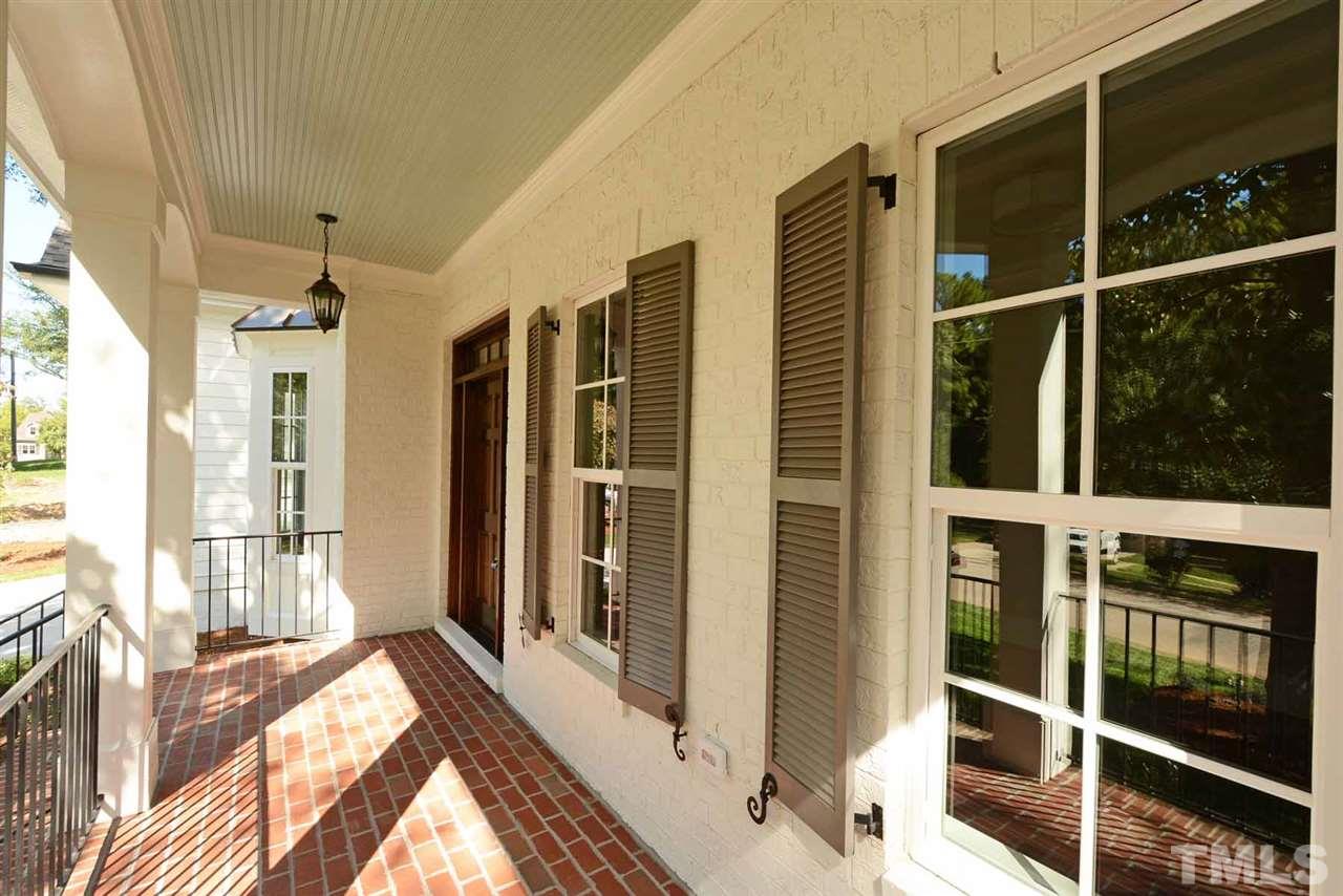 102 Berkshire Road Raleigh, NC 27608 - Photo 2 of 25