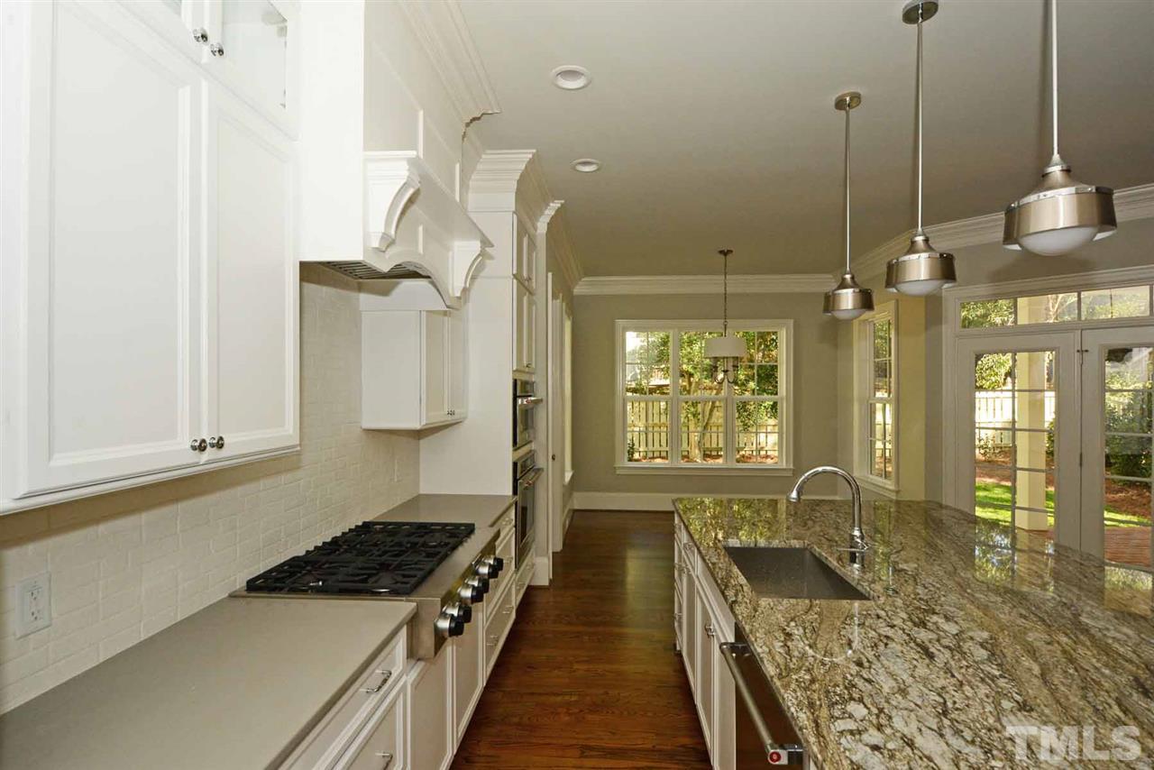 102 Berkshire Road Raleigh, NC 27608 - Photo 13 of 25