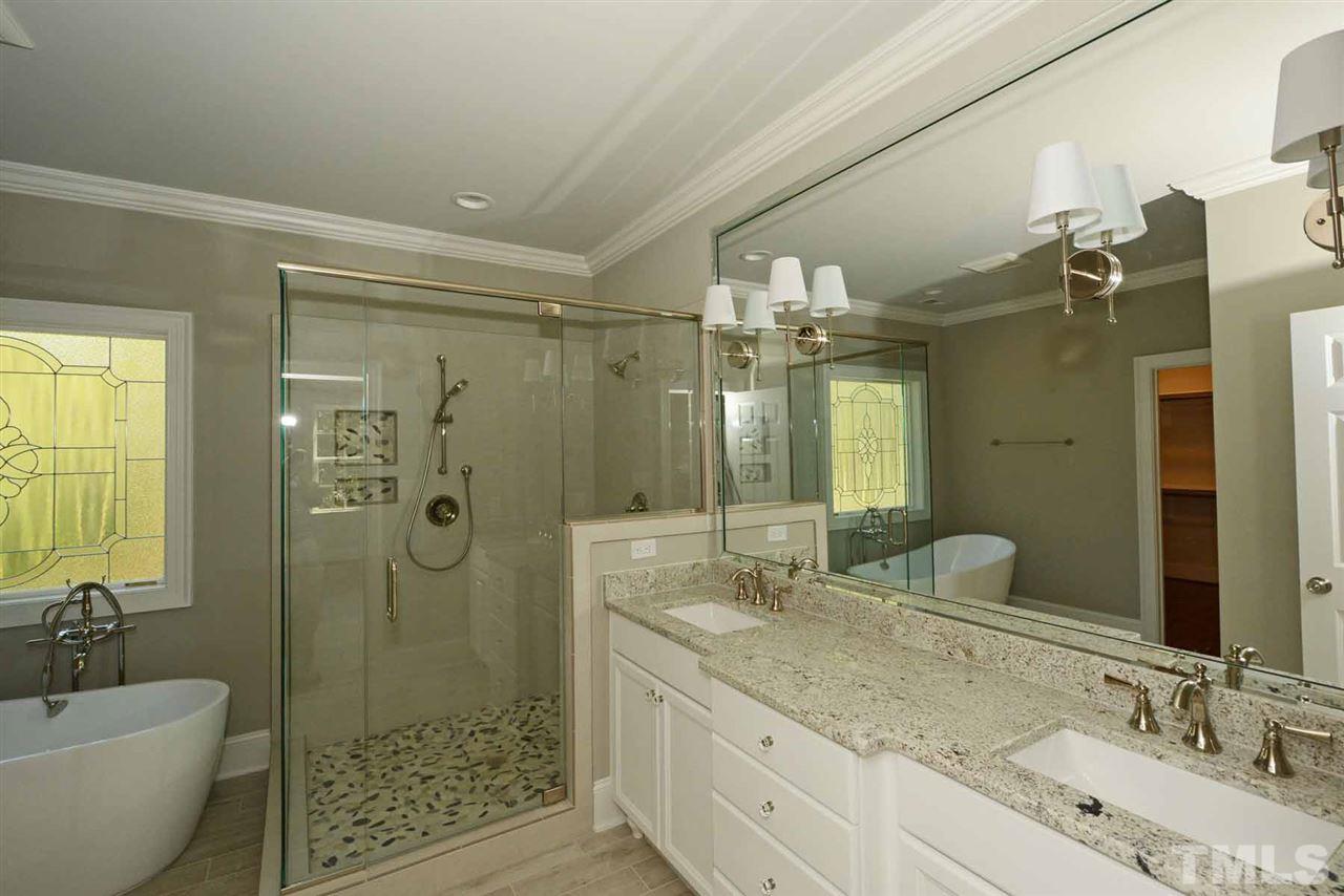 102 Berkshire Road Raleigh, NC 27608 - Photo 18 of 25