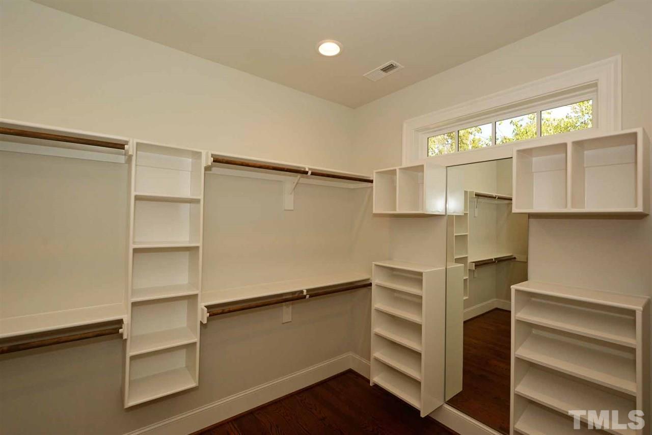 102 Berkshire Road Raleigh, NC 27608 - Photo 19 of 25