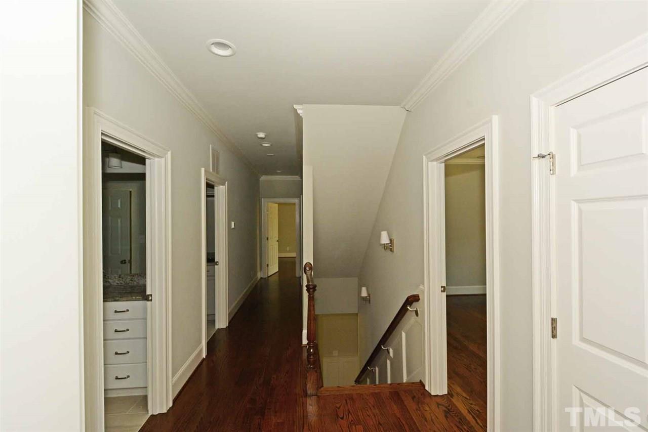 102 Berkshire Road Raleigh, NC 27608 - Photo 24 of 25