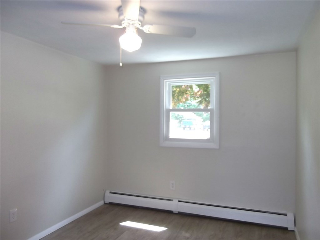 23 Rosedale Drive Bristol, RI 02809 - Photo 7 of 11