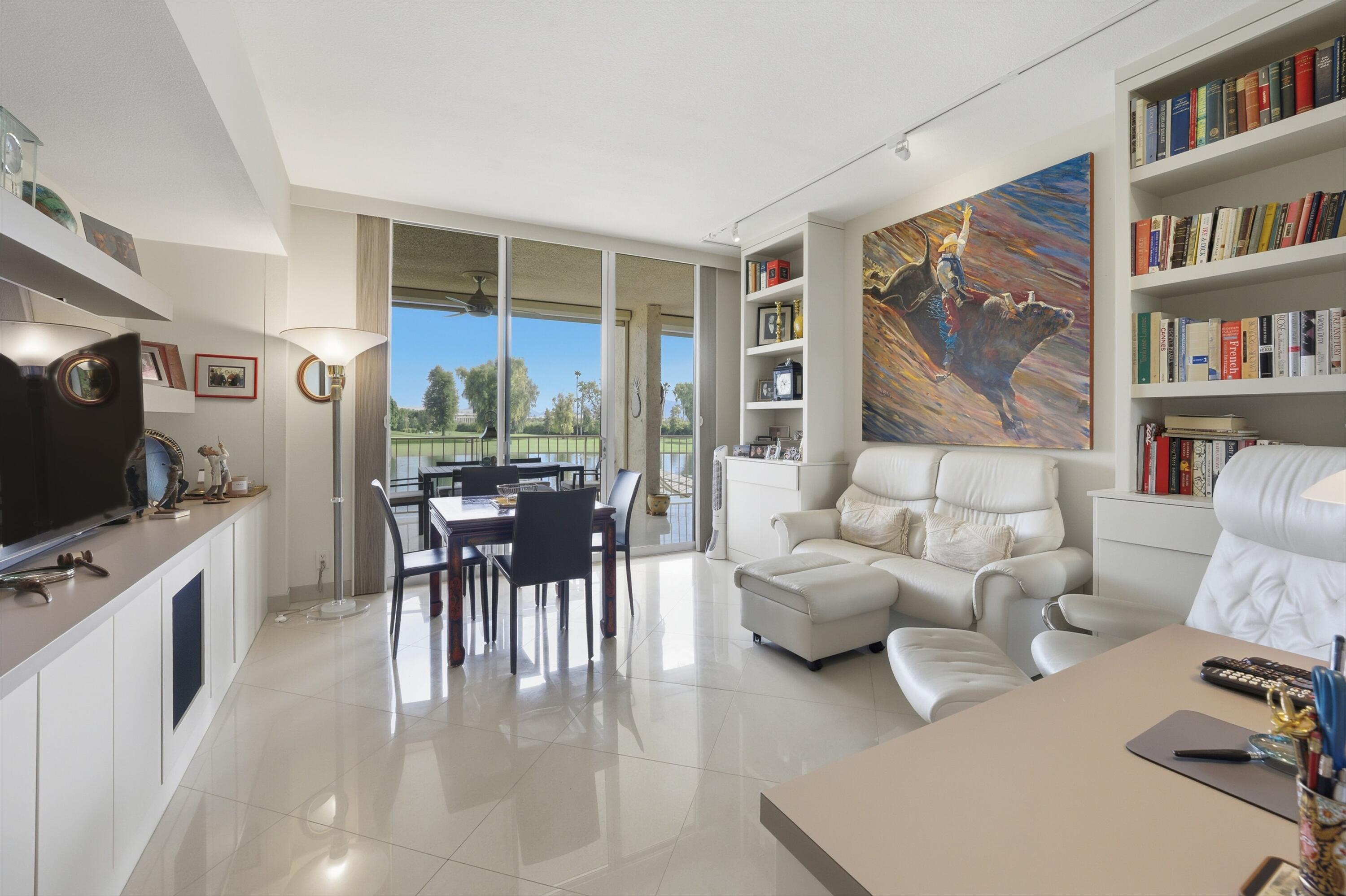 900 Island Drive, Unit 207 Rancho Mirage, CA 92270 - Photo 16 of 30 Guest Bedroom