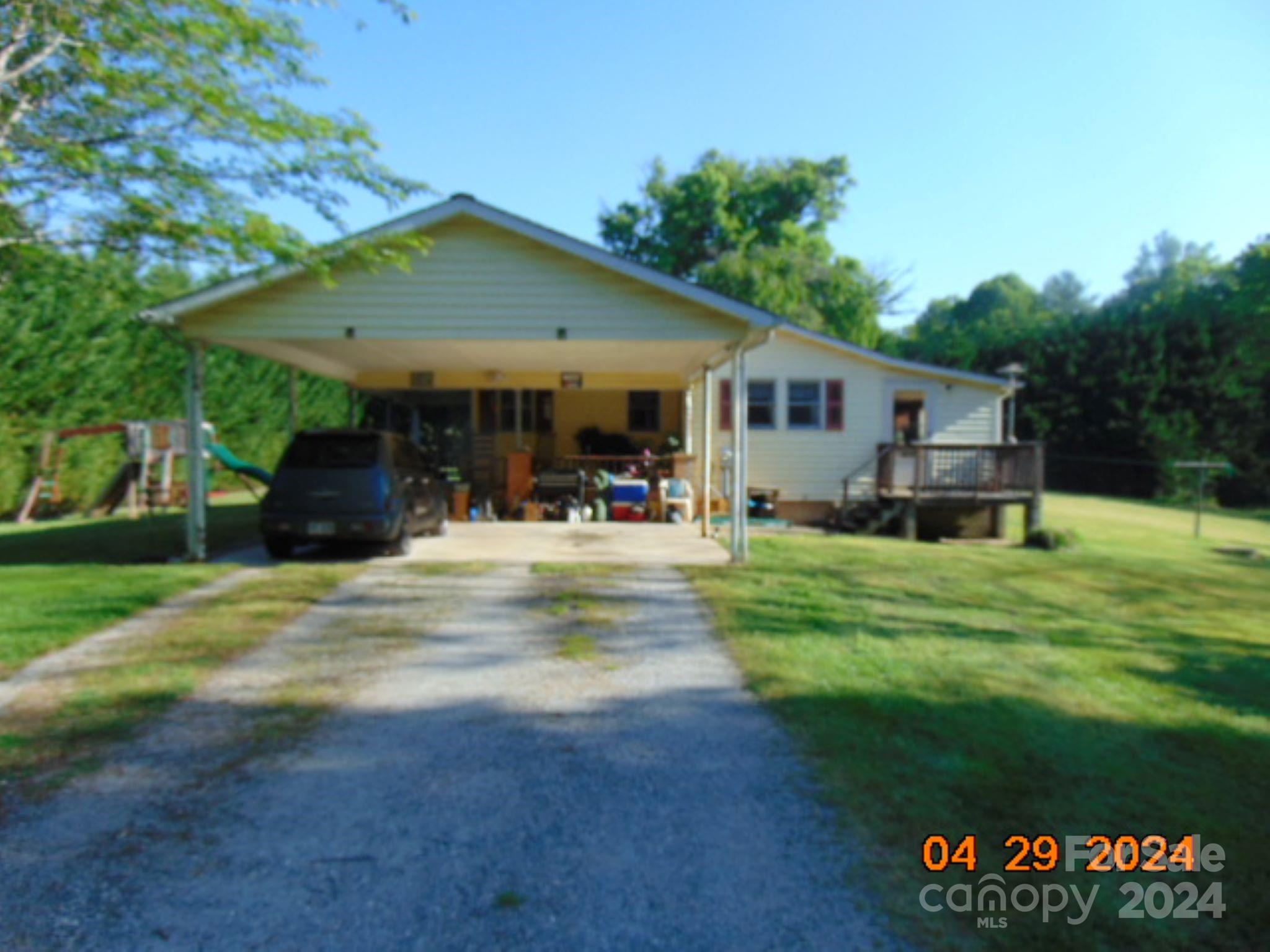 3491 Cannon Ridge Road Morganton, NC 28655 - Photo 3 of 16 Gallery Image 3