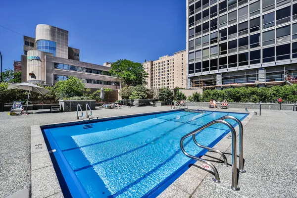 $3,000 | 340 West Diversey Parkway, Unit 416, Chicago, IL 60657