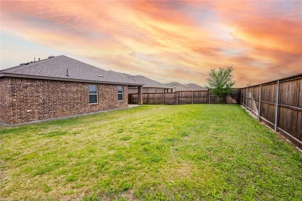 $2,495 | 4112 Fitzgerald Avenue, Aubrey, TX 76227