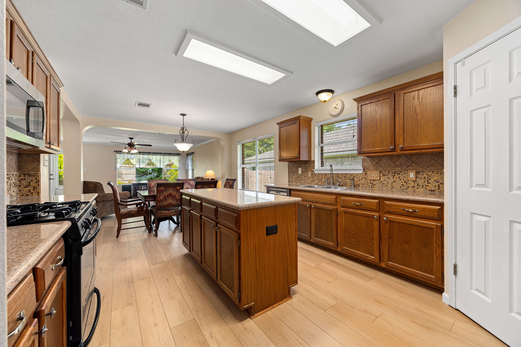 1210 Rice Avenue Cedar Park, TX 78613 - Photo 7 of 32