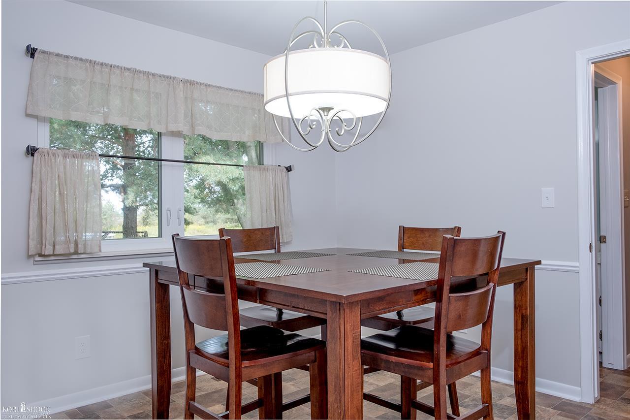 3095 North Durand Road Corunna, MI 48817 - Photo 5 of 40 31394098-4.JPG