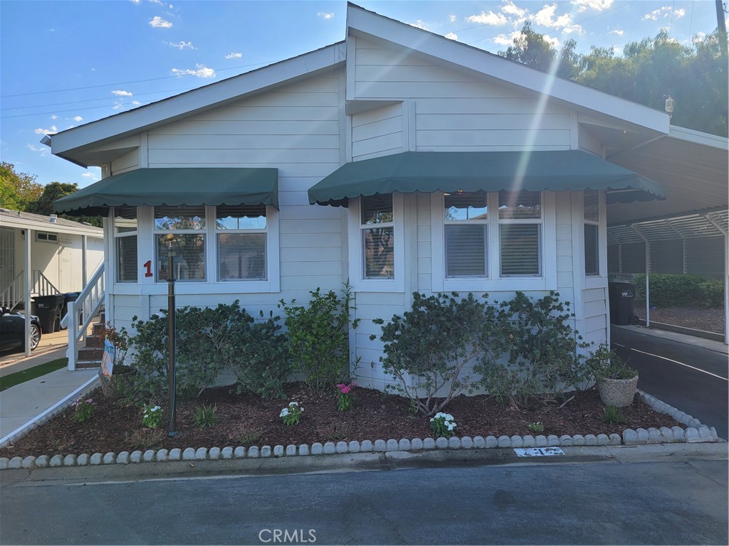 195 Tierra Rejada Road, Unit 1 Simi Valley, CA 93065 - Photo 1 of 1 Front View