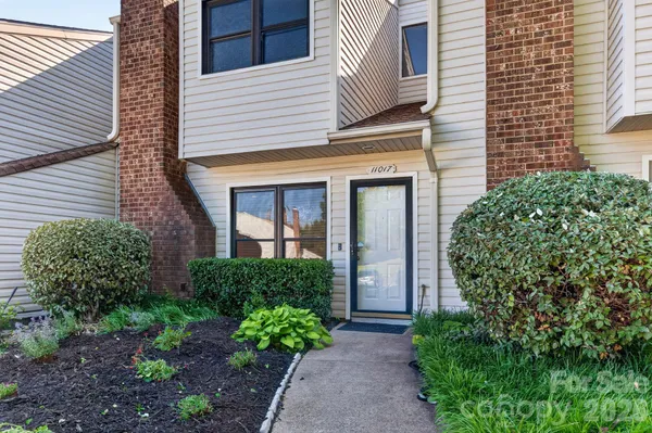 $267,500 | 11017 Carmel Crossing Road, Charlotte, NC 28226
