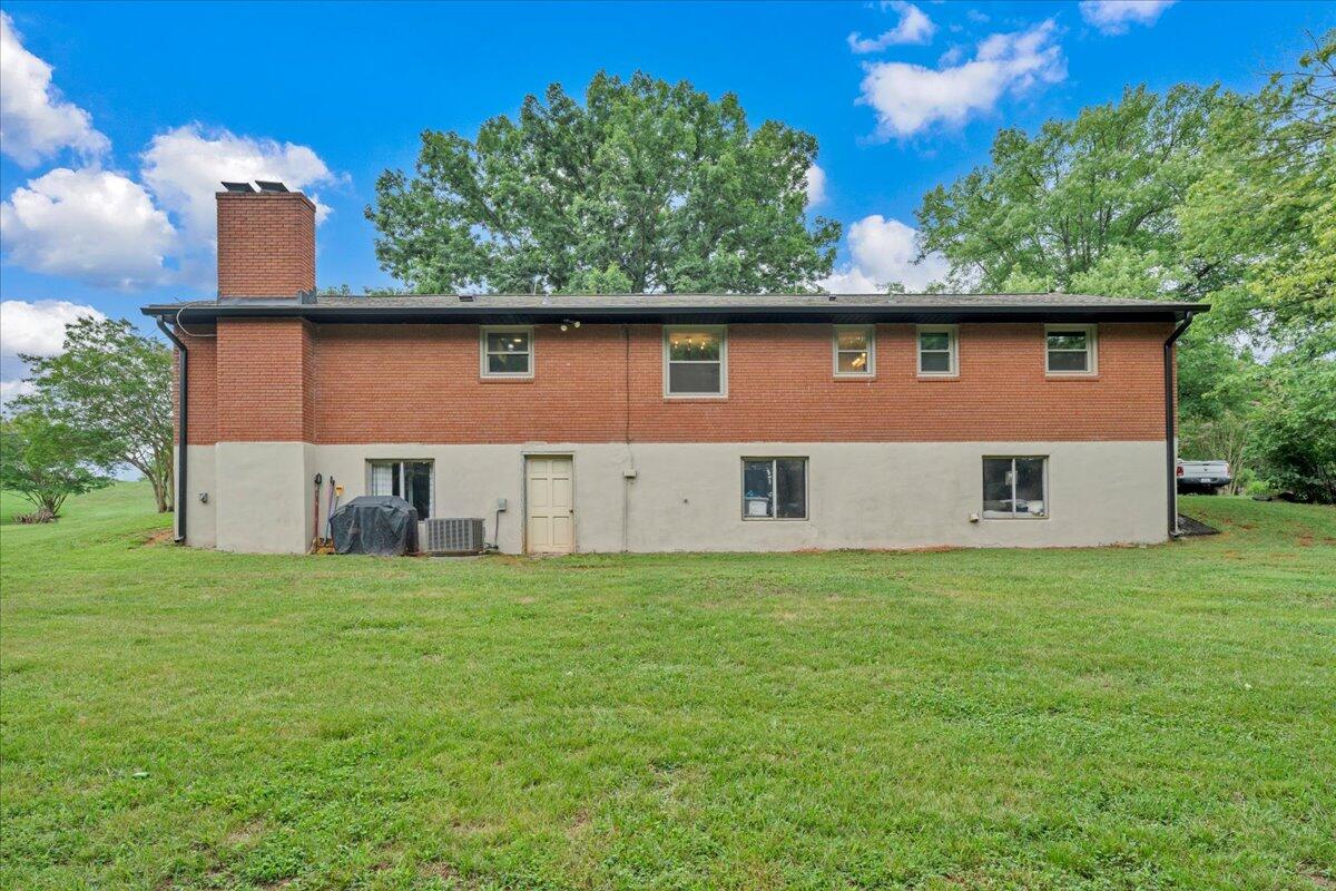 3687 Horseshoe Bend Road Goodview, VA 24095 - Photo 39 of 56 39-MIB01919