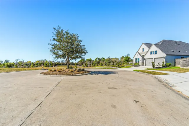 $3,200 | 31530 Bramble Holw Court, Fulshear, TX 77441