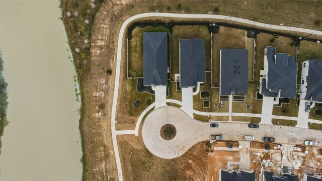 $3,200 | 31530 Bramble Holw Court, Fulshear, TX 77441