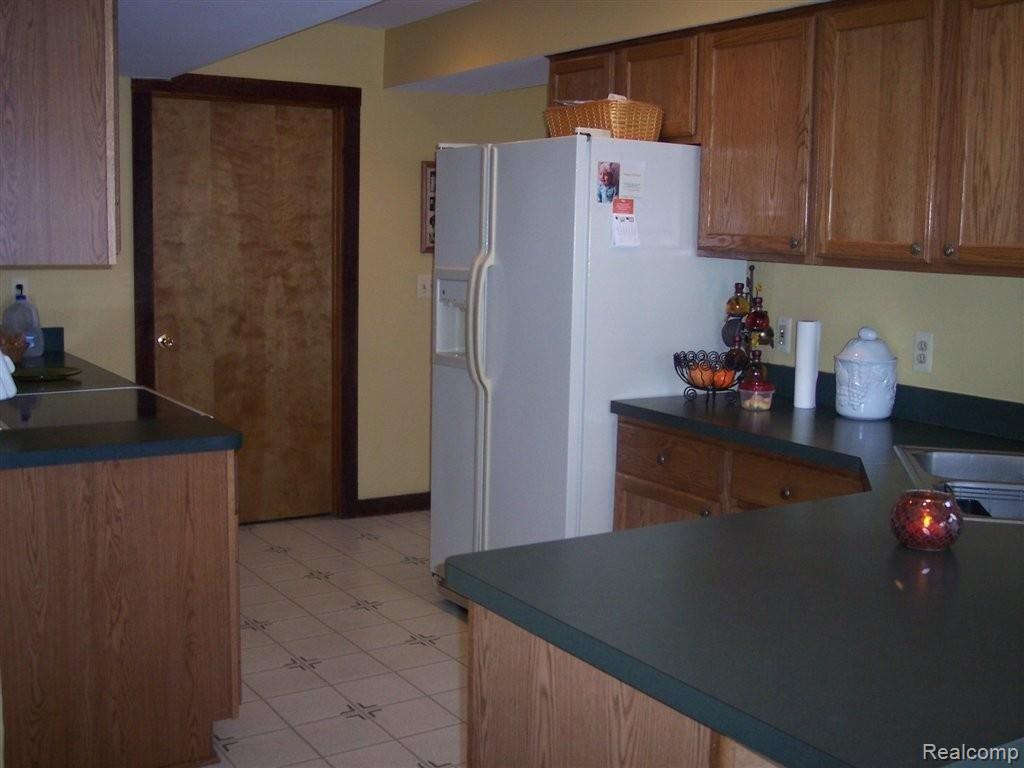 8785 37 Mile Road Romeo, MI 48065 - Photo 10 of 25 Kitchen