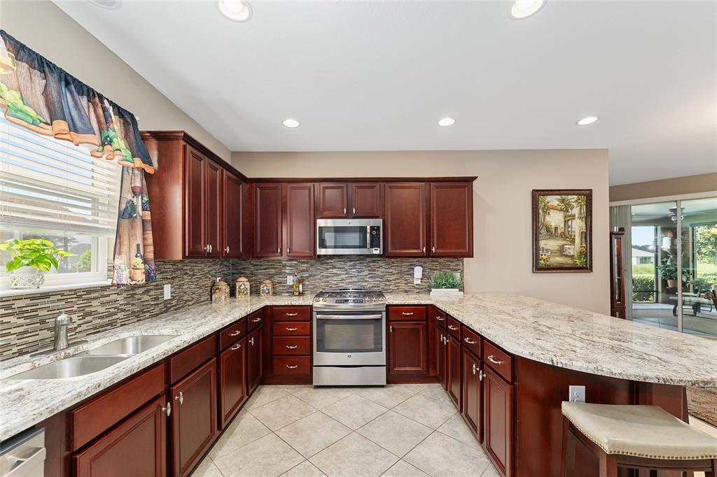 4719 Northwest 35th Ln Road Ocala, FL 34482 - Photo 12 of 76 Gallery Image 12