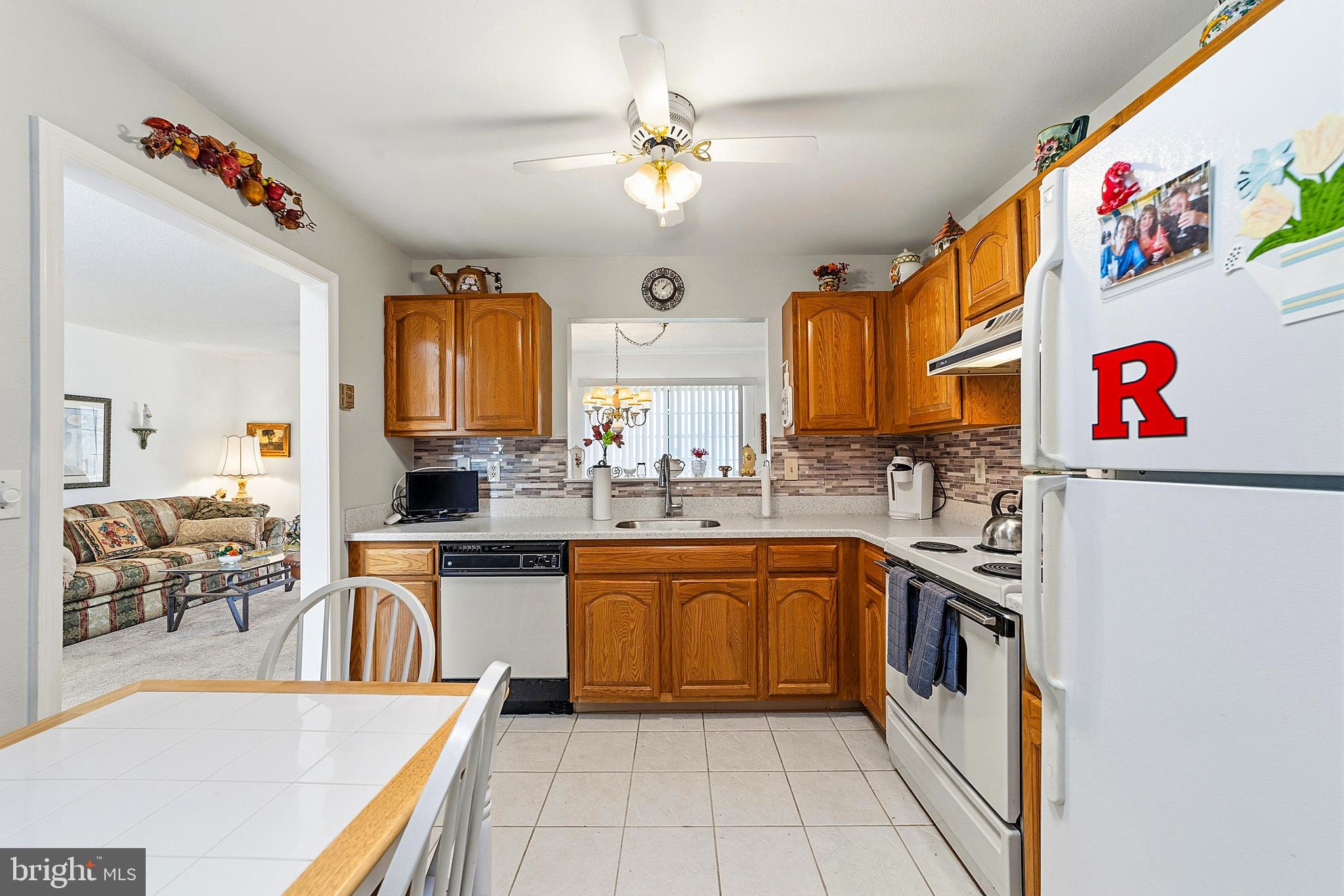 853 Ardmore Road Monroe Township, NJ 08831 - Photo 10 of 26