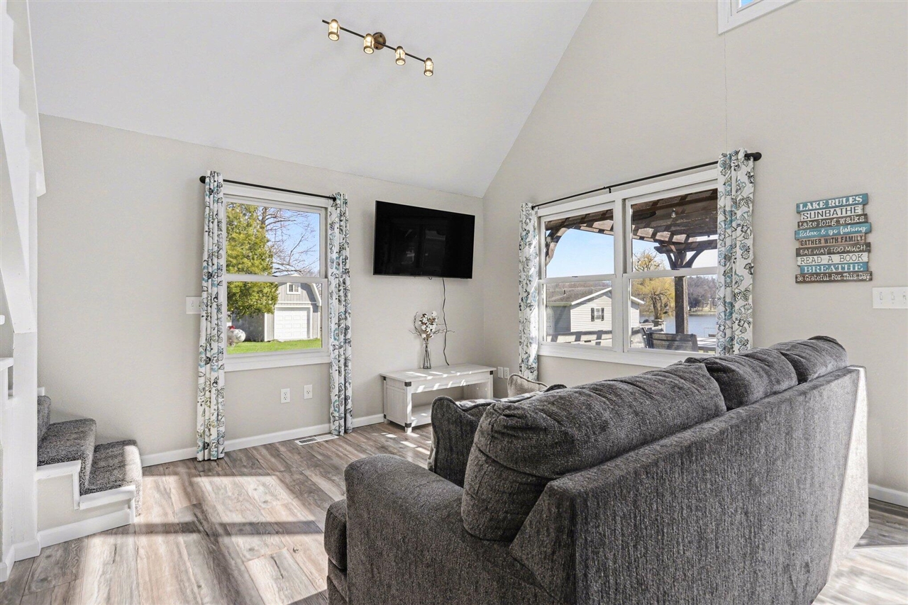 2743 Hemlock Road Quincy, MI 49082 - Photo 8 of 31