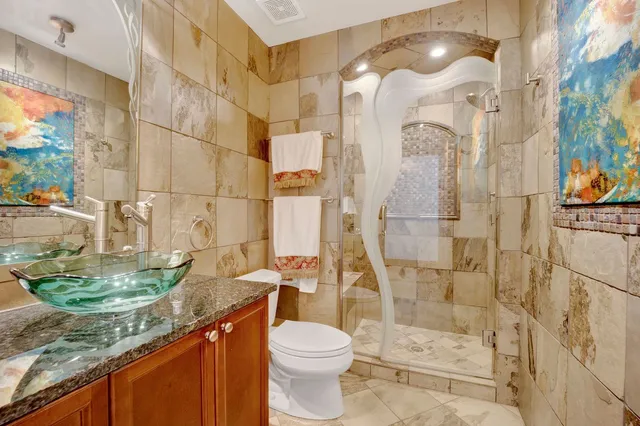 $525,000 | 145 South York Street, Unit 322, Elmhurst, IL 60126