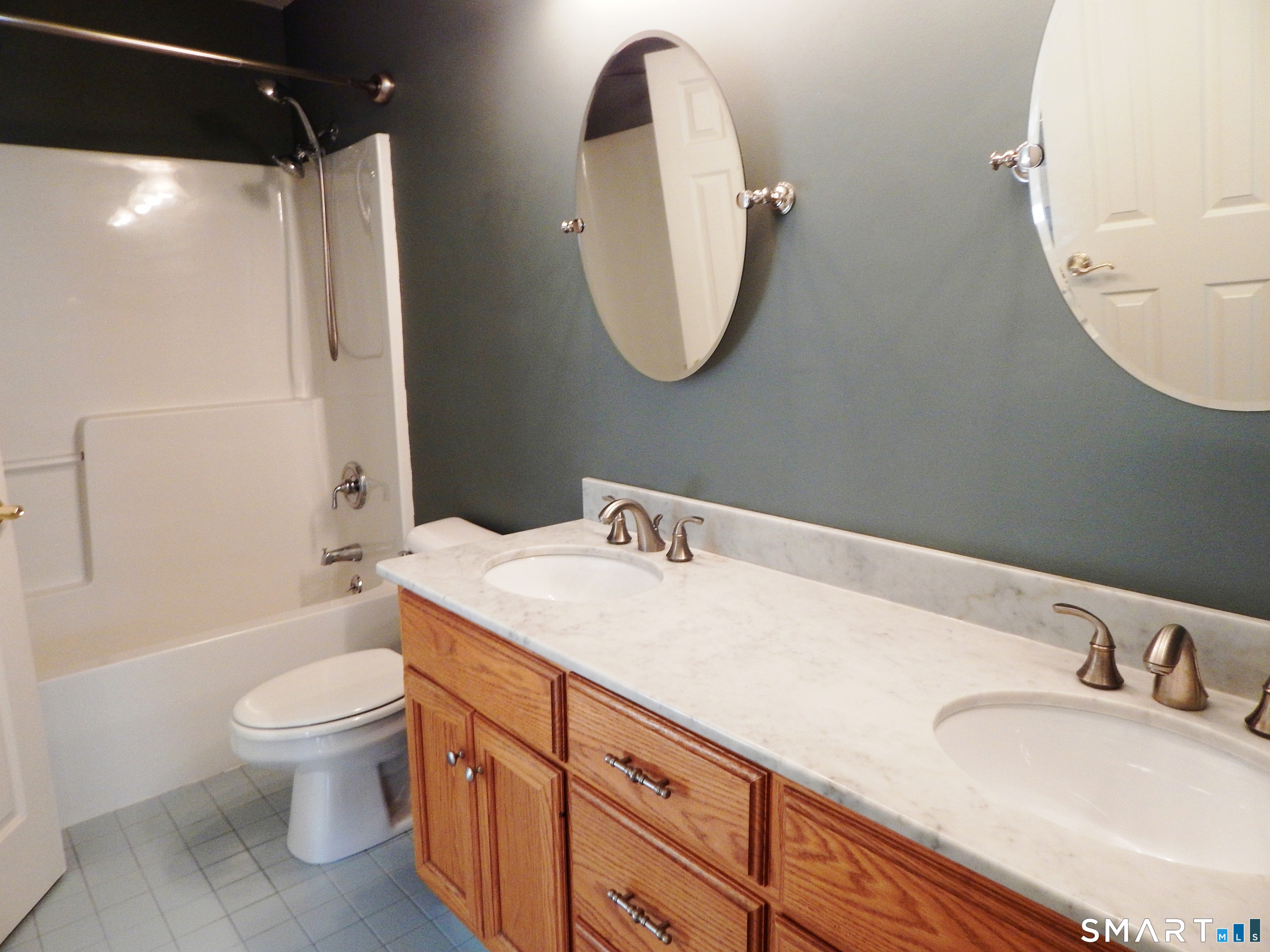 629 Danbury Road, Unit 40 Ridgefield, CT 06877 - Photo 11 of 16